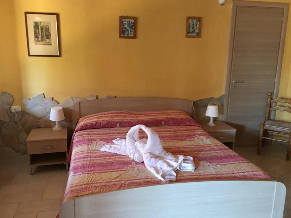 Hotel Villaggio Stromboli Santa Domenica  Bagian luar foto