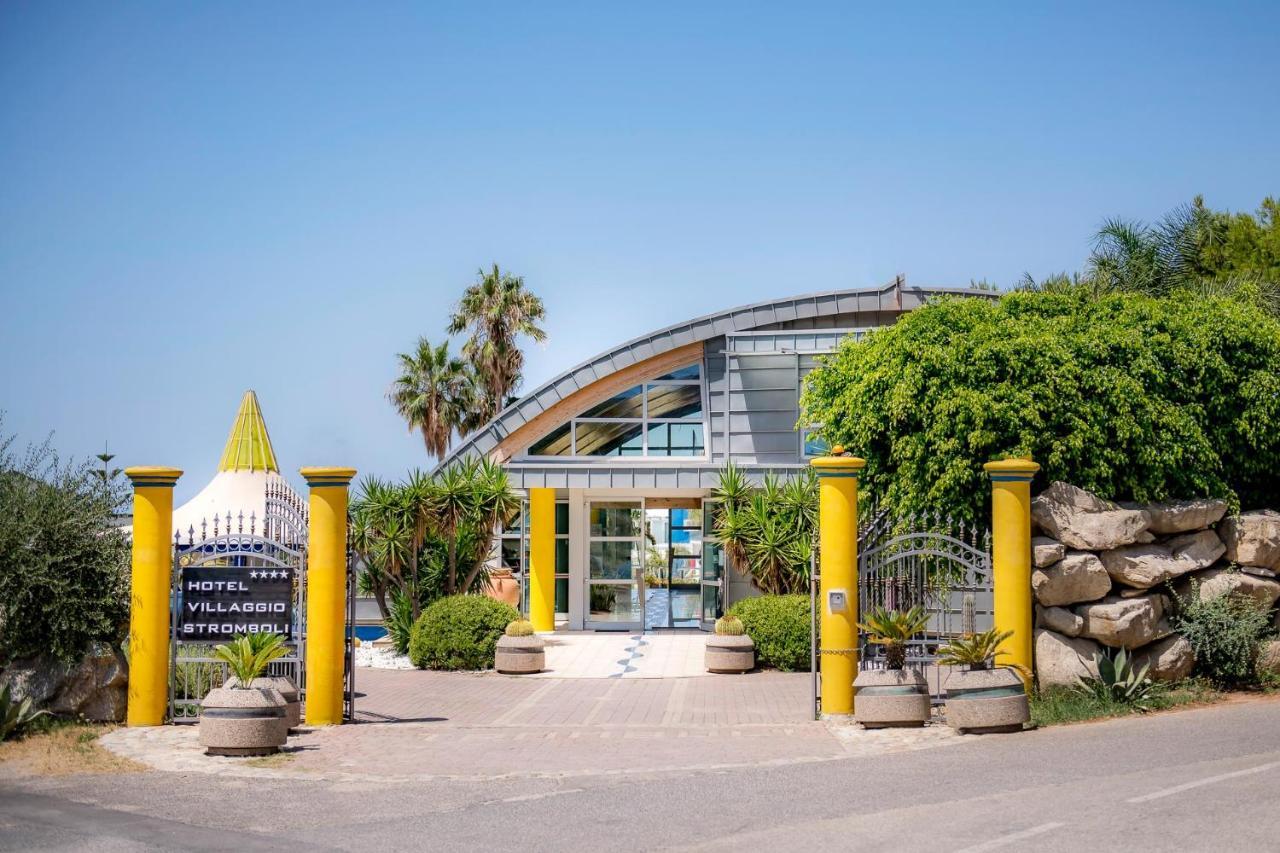 Hotel Villaggio Stromboli Santa Domenica  Bagian luar foto